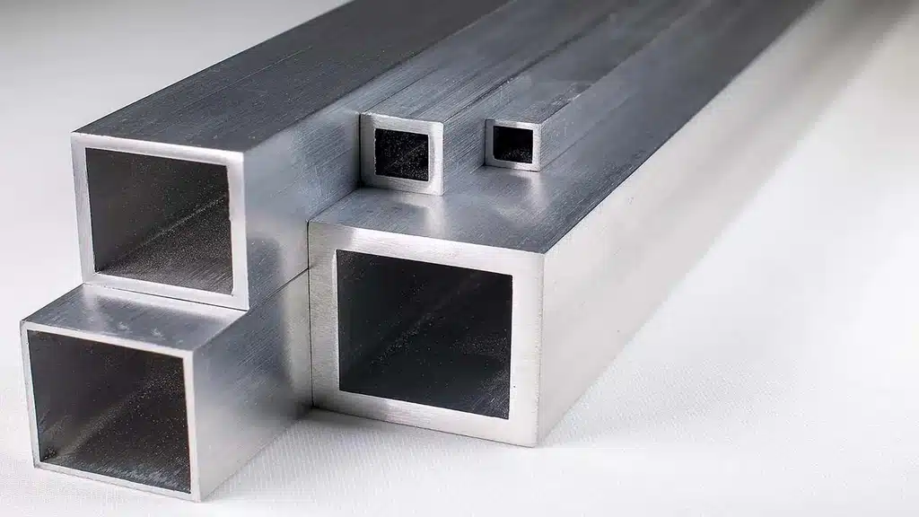 پروفیل آلومینیوم قوطی چیست؟ بررسی کاربردها، ابعاد و مزایا در صنعت ساختمان